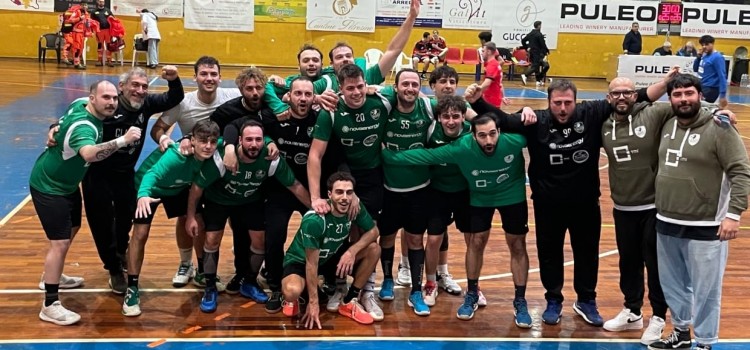 Terza vittoria consecutiva per la Pallamano Noci