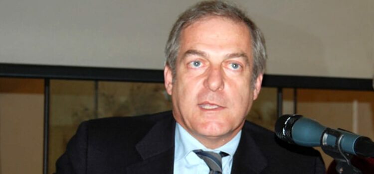 Rinvio a giudizio per Elio Sannicandro e altre 11 persone accusate di corruzione e turbativa d’asta