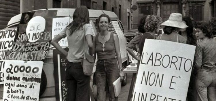 L’aborto tra il pensiero cattolico e laico