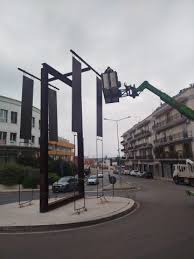 Smontate le Parti Mobili del monumento “Ianua”