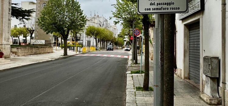 Semafori “intelligenti”, scattano i controlli: multe automatiche dal 20 aprile all’incrocio San Domenico–Repubblica