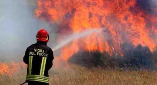 Noci, scatta lo stato di grave pericolosità per gli incendi: divieti e obblighi fino al 15 settembre